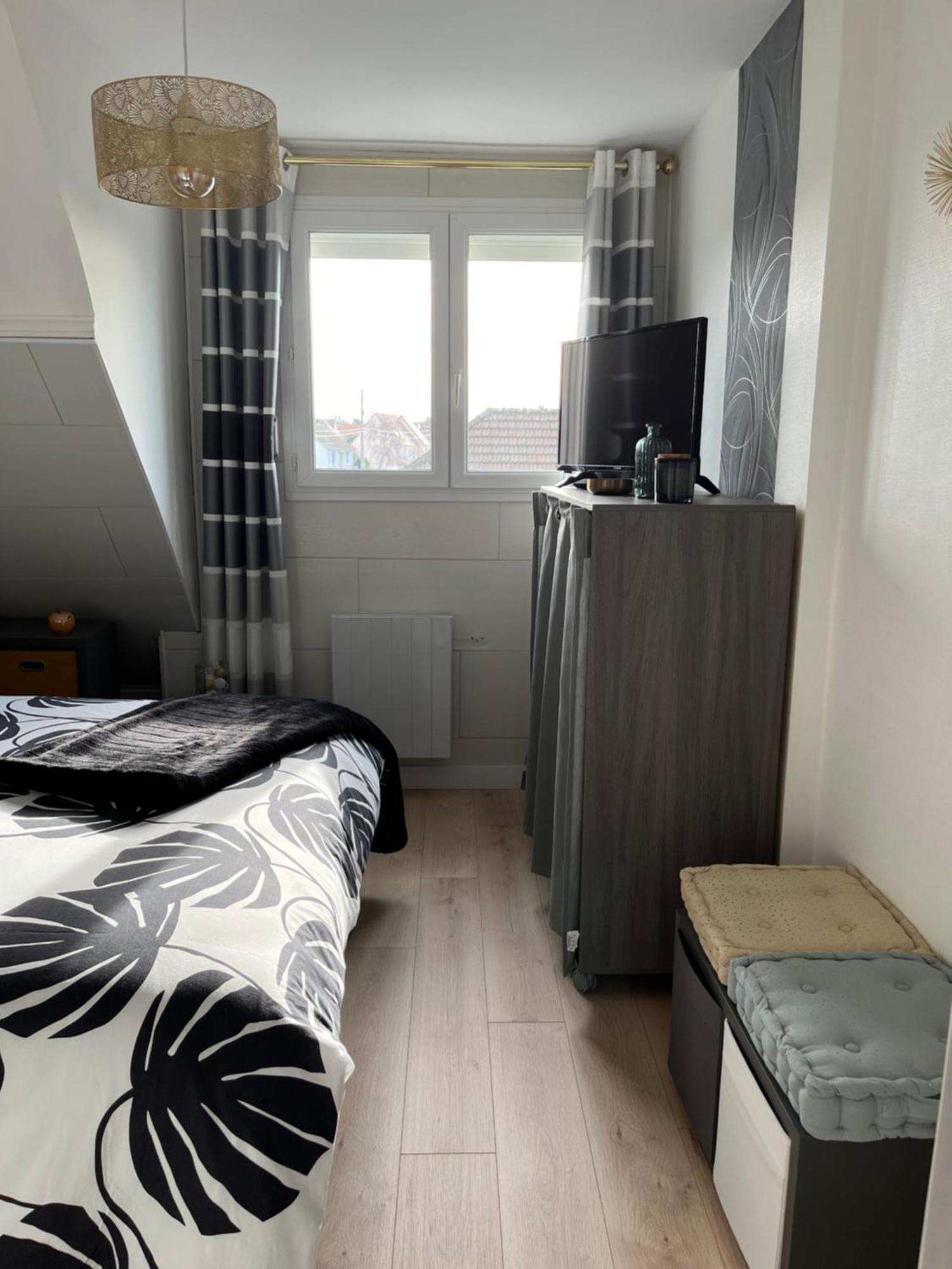 Maison A 700m De La *